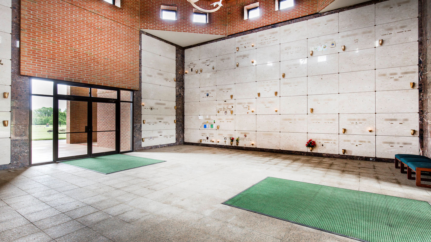 Fort Lincoln Cemetary Mausoleum